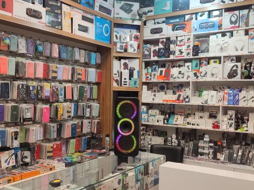 عکس فروشگاه آقای جانبی