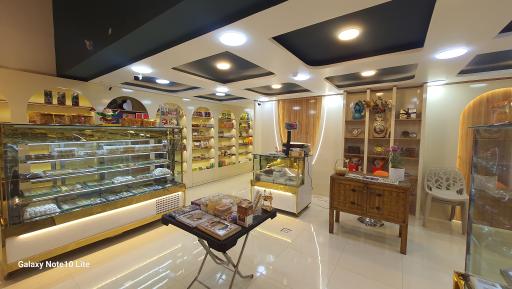 عکس کافه شیرینی زیگورو