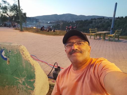 عکس پارک سنگی کوهستان ارغوان