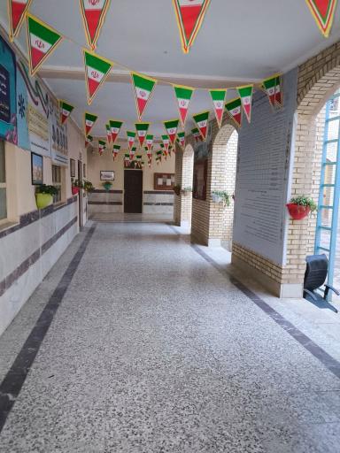 عکس دبیرستان متوسطه دوم پسرانه شهید بهشتی(تیزهوشان)