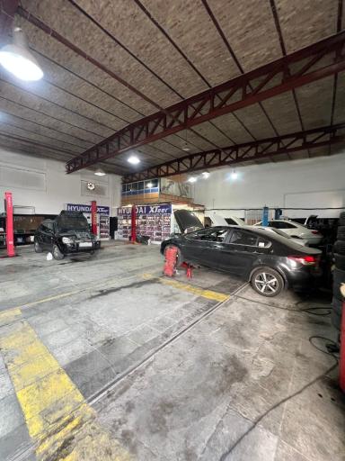 عکس تعمیرگاه ومرکز امدادخودرو هیوندای۷۲۴