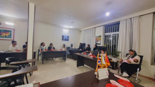 عکس آموزشگاه زبان آوای آینده ساز