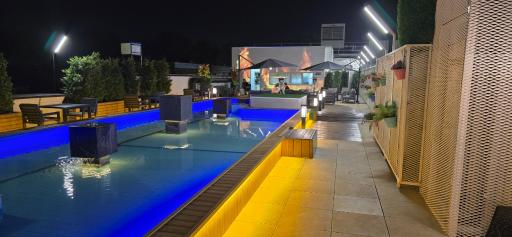 عکس هتل برج ساعت