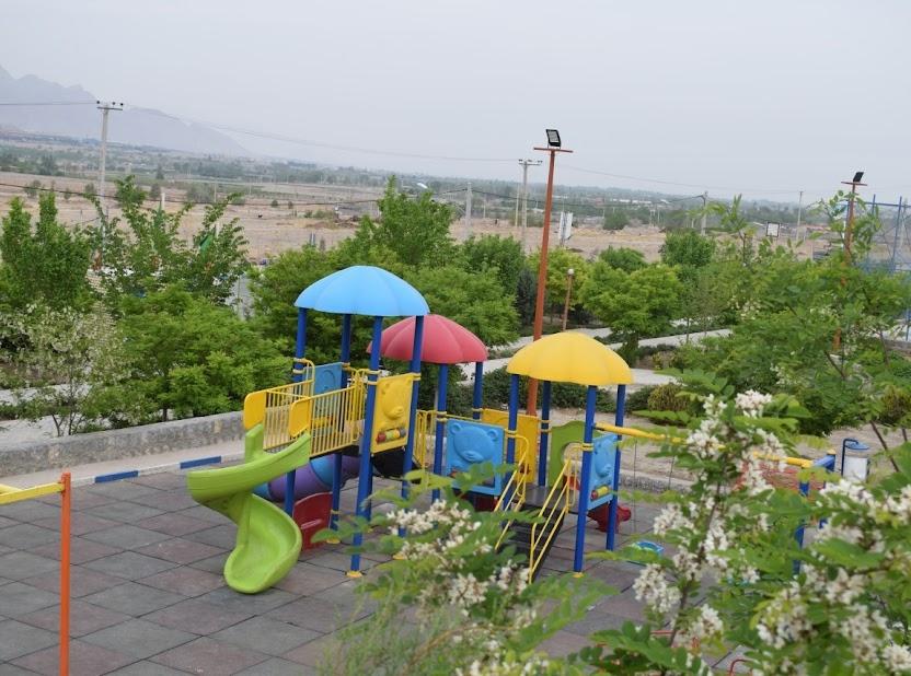 عکس پارک بسیج شهر طاد