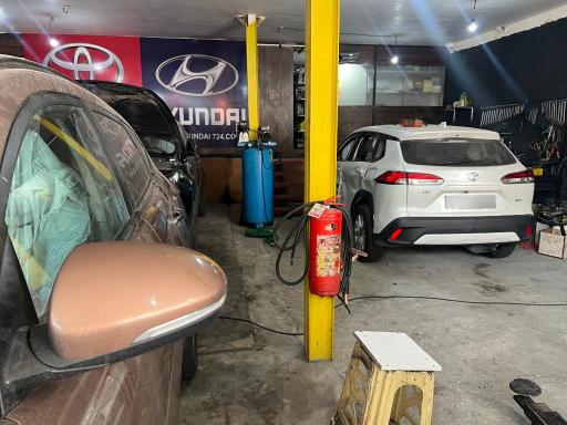 عکس تعمیرگاه ومرکز امدادخودرو هیوندای۷۲۴