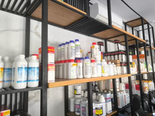 عکس داروخانه دامپزشکی صحت