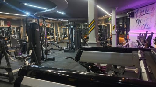 عکس باشگاه چمپیون ۲