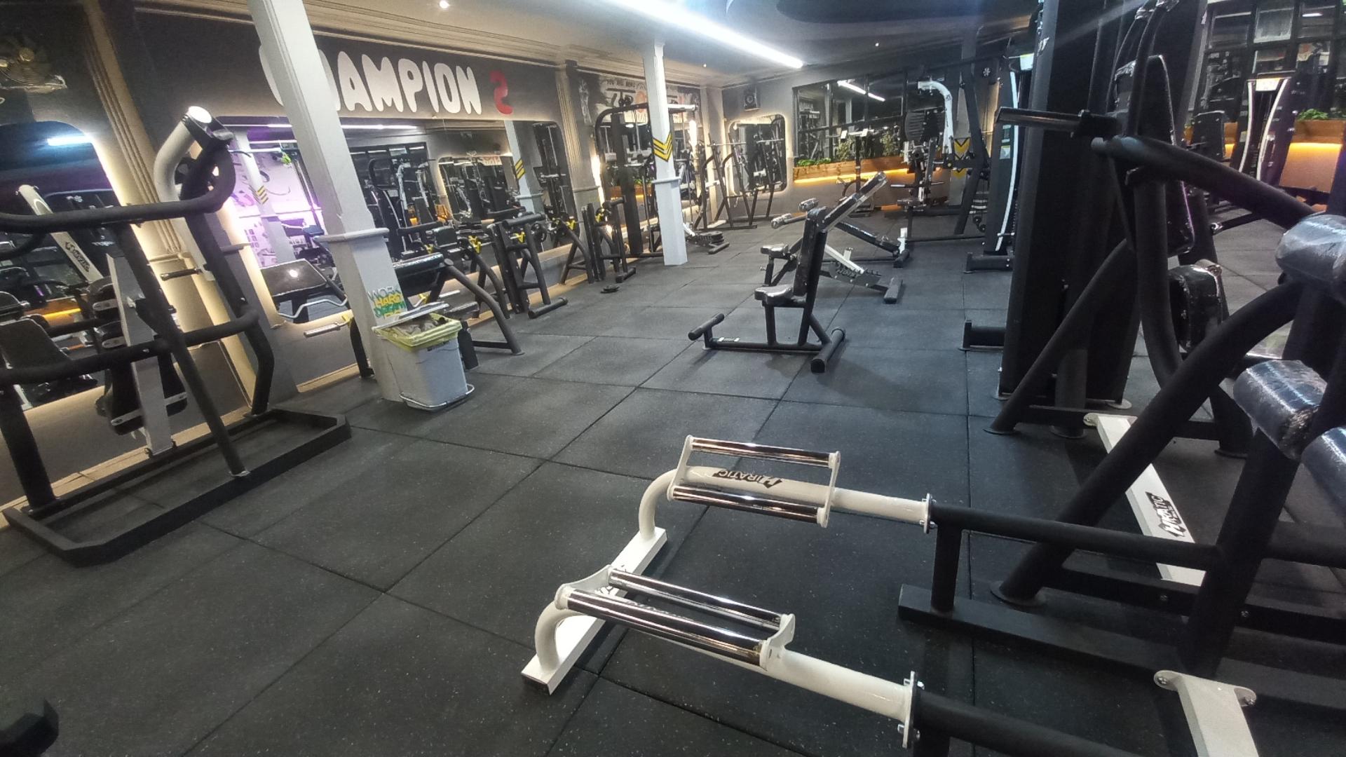 عکس باشگاه چمپیون ۲