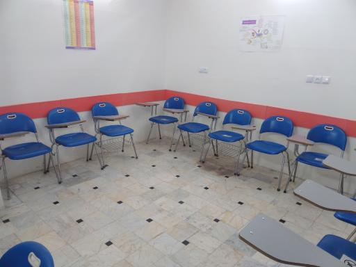 عکس آموزشگاه زبان پویان