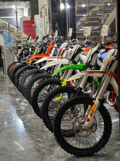 عکس نمایندگی مرکزی کویر موتور قزوین عرب