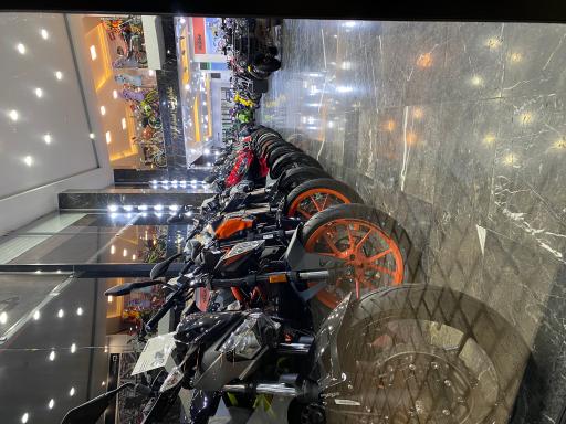 عکس نمایندگی مرکزی کویر موتور قزوین عرب