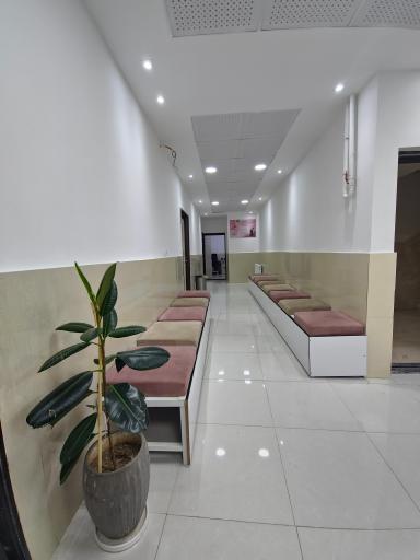 کلینیک تخصصی پوست و زیبایی دکتر سینا خانعلی 