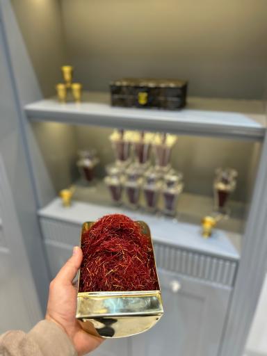 عکس زعفران بهزاد زراعتکار