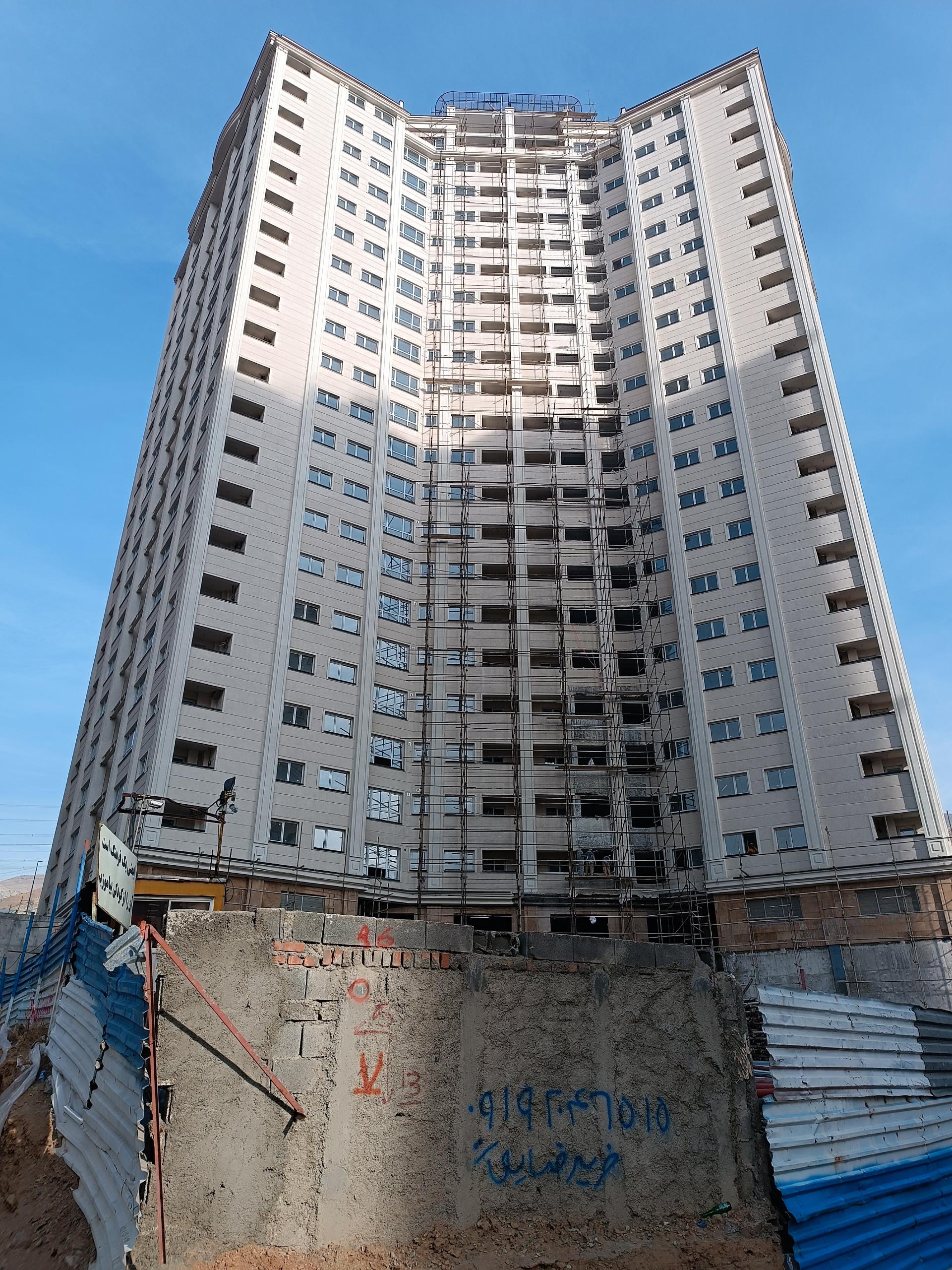 عکس برج مسکونی پاسارگاد یک 