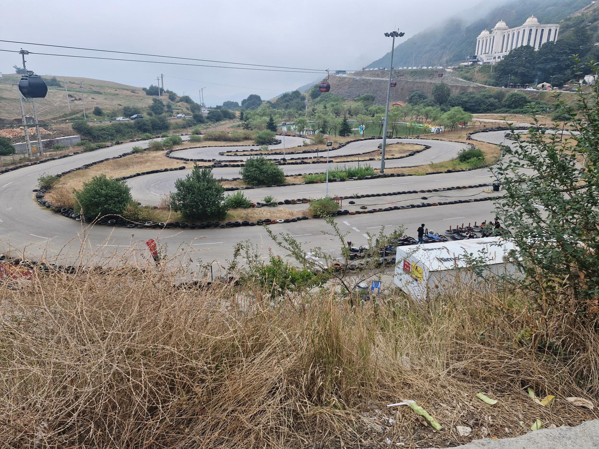 عکس کارتینگ گردنه حیران