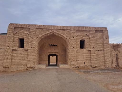 عکس قلعه تاریخی ابراهیم آباد رستاق