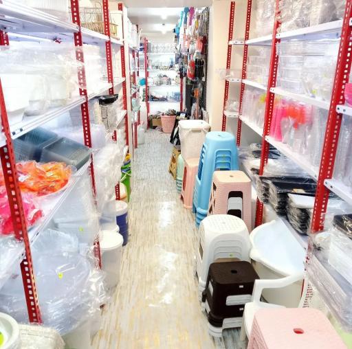 فروشگاه ظروف یکبار مصرف صدف