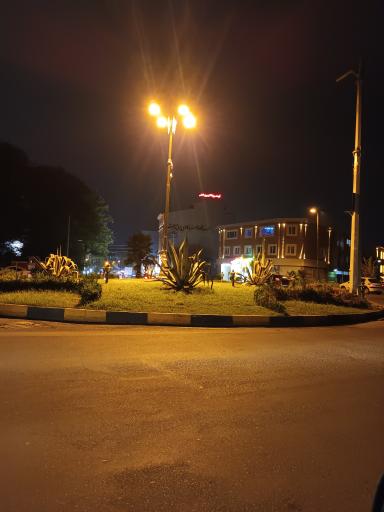 عکس میدان دکتر حکیم زاده