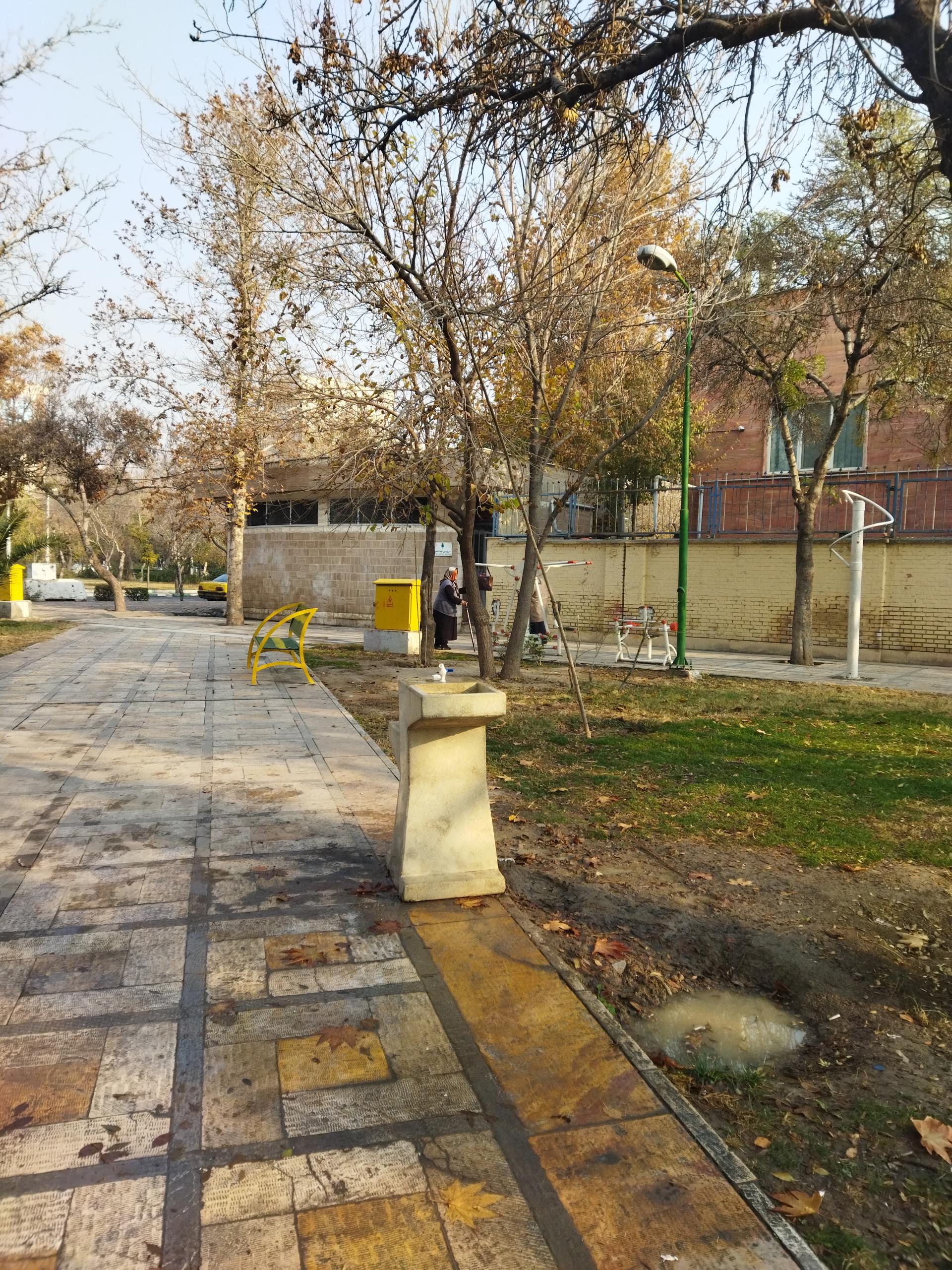 عکس آبخوری بوستان شهدای گمنام