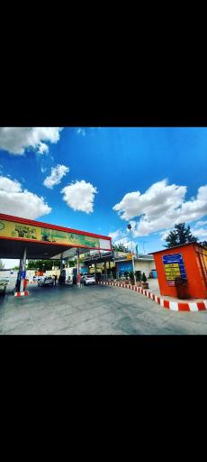 عکس پمپ بنزین فاروج