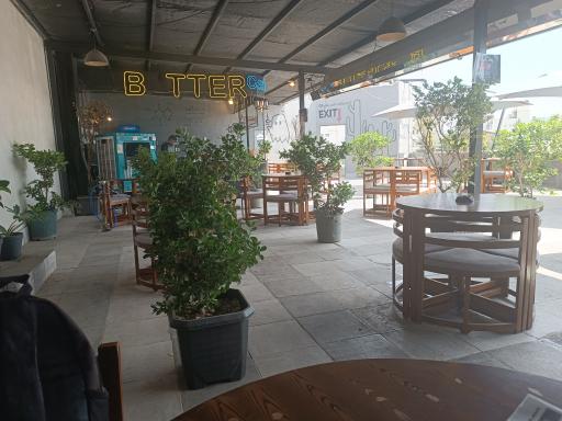 کافه رستوران باهم