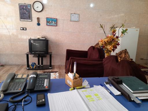 عکس تاکسی تلفنی معلم