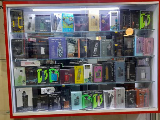 عکس فروشگاه شکوهی (سیگار و تنباکو)