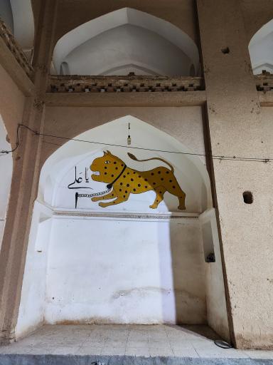 عکس حسینیه پائین عقدا