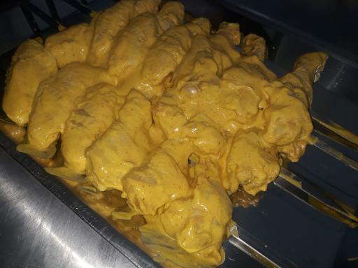 عکس کبابی خاتون