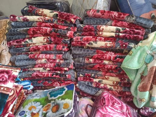 عکس تولیدی و فروشگاه  تشک بالش و پتو جویبار