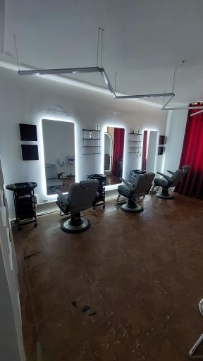 آرایشگاه مو به مو