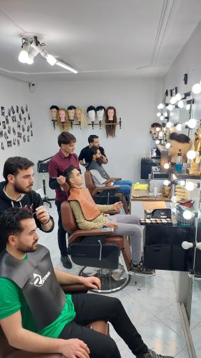 آرایشگاه مو به مو