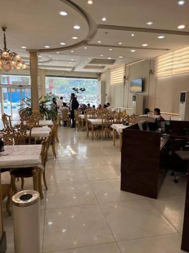 عکس رستوران اکبرجوجه برادران کلبادی