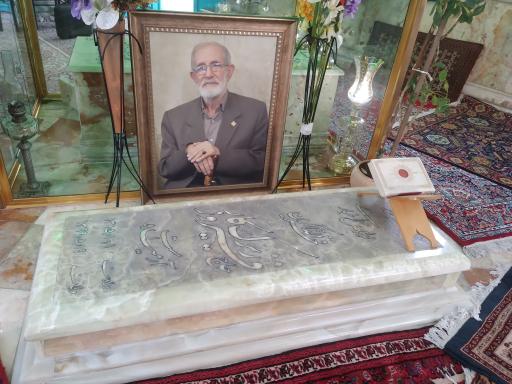 عکس مقبره جناب حمال تبریزی 