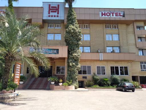 عکس هتل بادله