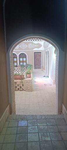 عکس هتل رستوران سنتی شاهنشین میبد