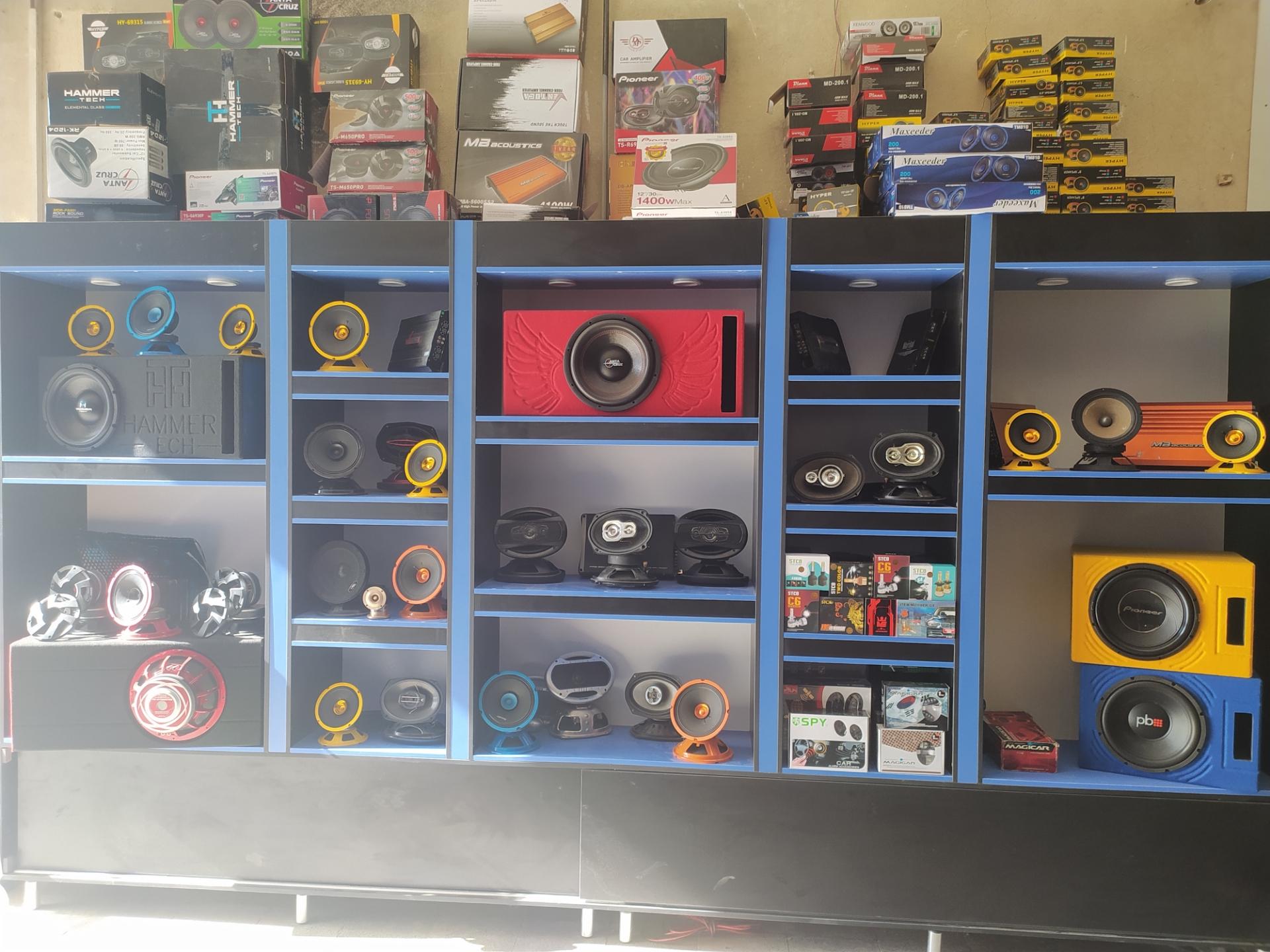 عکس اسپرتی کادیلاک ملایر 