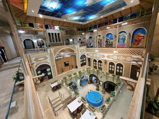 عکس هتل رستوران سنتی شاهنشین میبد