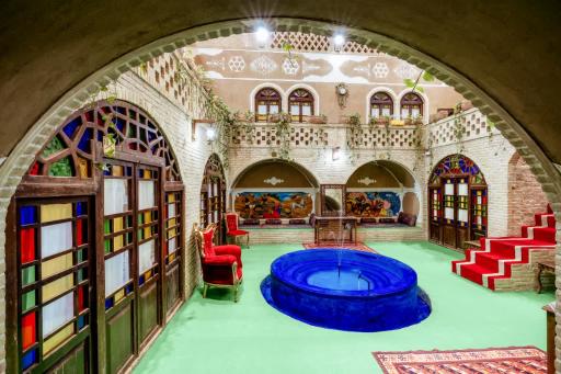 عکس هتل رستوران سنتی شاهنشین میبد