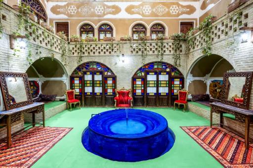 عکس هتل رستوران سنتی شاهنشین میبد