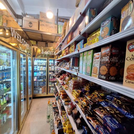 عکس هایپر مارکت صادق