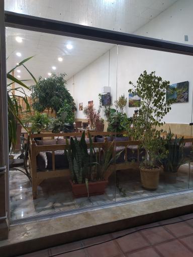 عکس رستوران حاج عباس