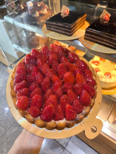 عکس کافه قنادی طهرون