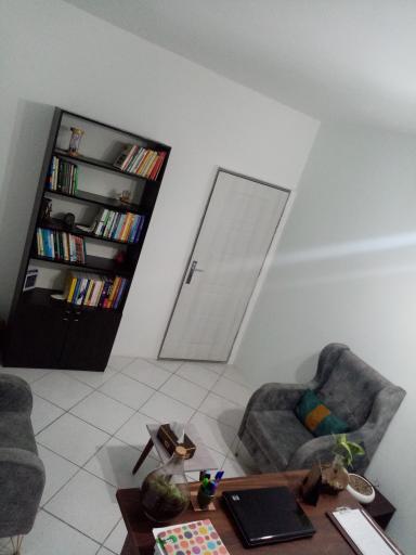 عکس کلینیک روانشناسی دکتر محمد کیان بخت