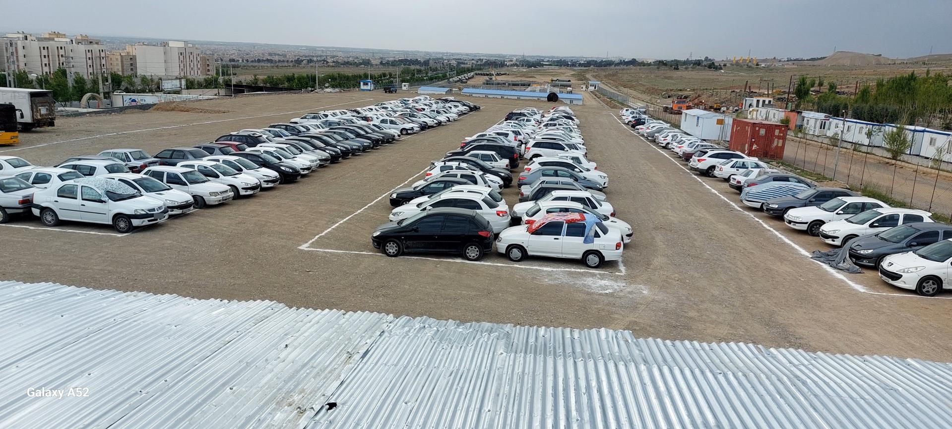 عکس پارکینگ عمومی طالقانی کرج