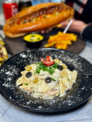 عکس فست فود کادوس