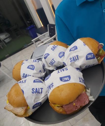 عکس فست فود سالت