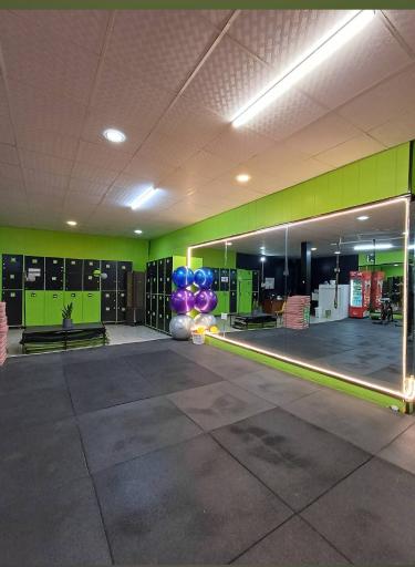 عکس باشگاه ورزشی سیاح شعبه۳