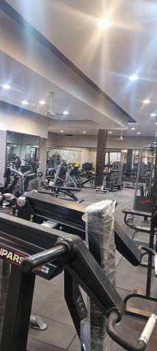 عکس باشگاه ورزشی سیاح شعبه۳