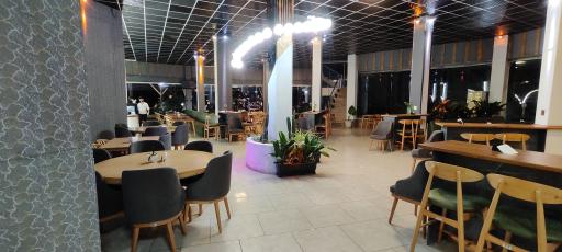 عکس کافه رستوران برلیان